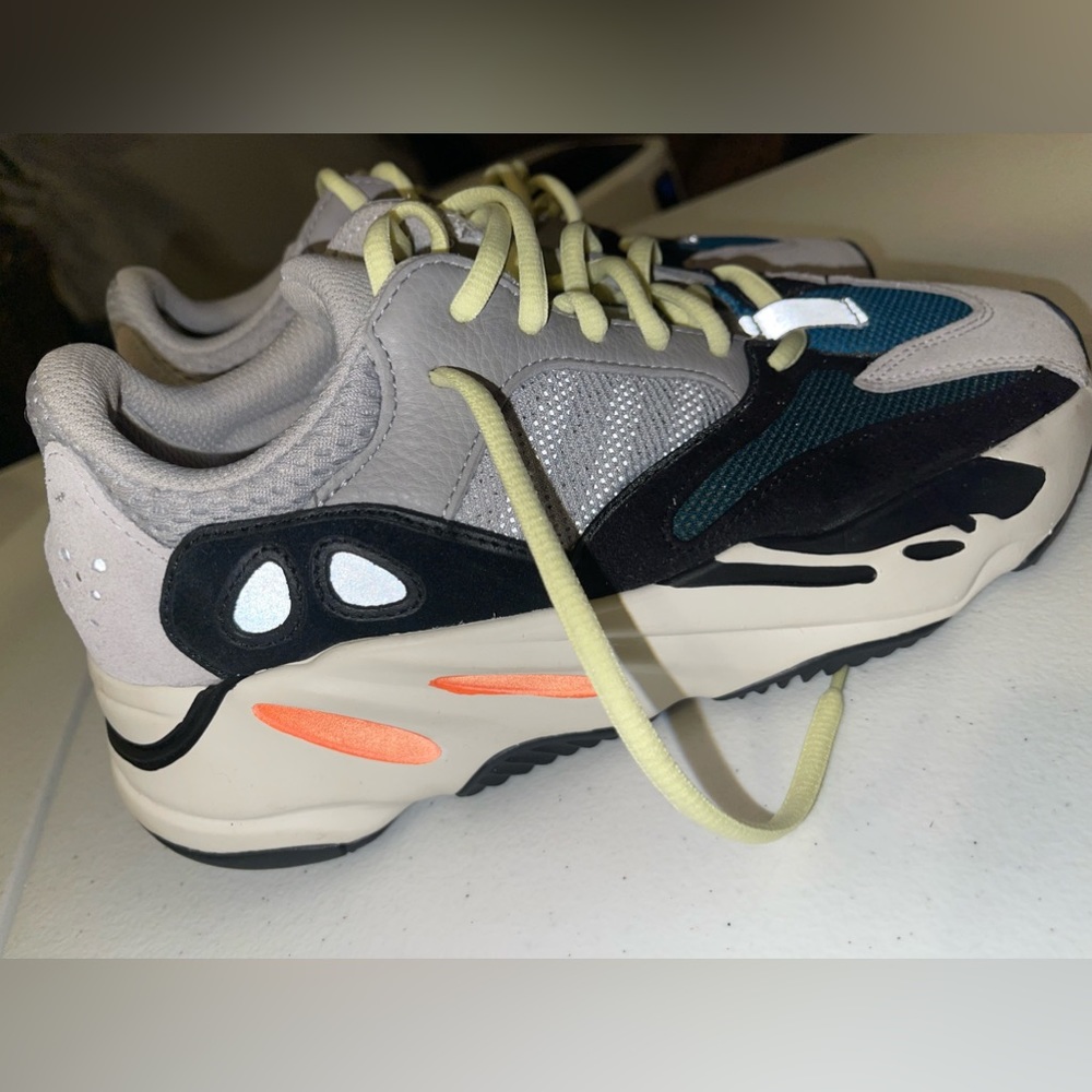 Yeezy Boost 700 Wave runner - Picture 7 of 11